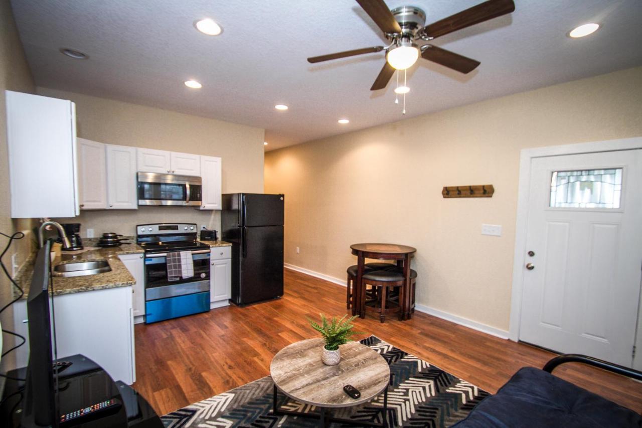 샌안토니오 Hackberry St #A Renovated 2Br/2Ba Near Downtown 아파트 외부 사진